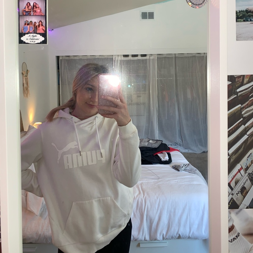 Girls white puma hoodie
